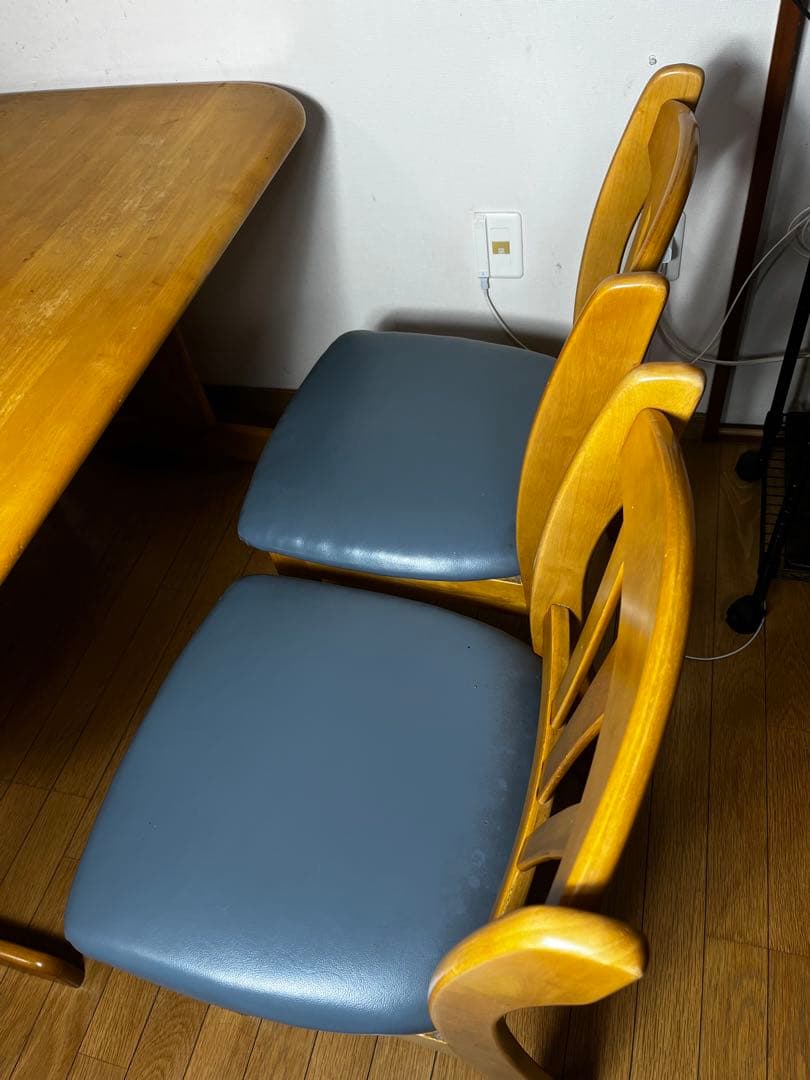 引き取り限定★ダイニングテーブル✖️椅子4脚セット