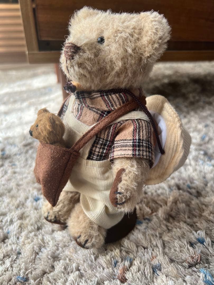 アーティスト　作家　テディベア