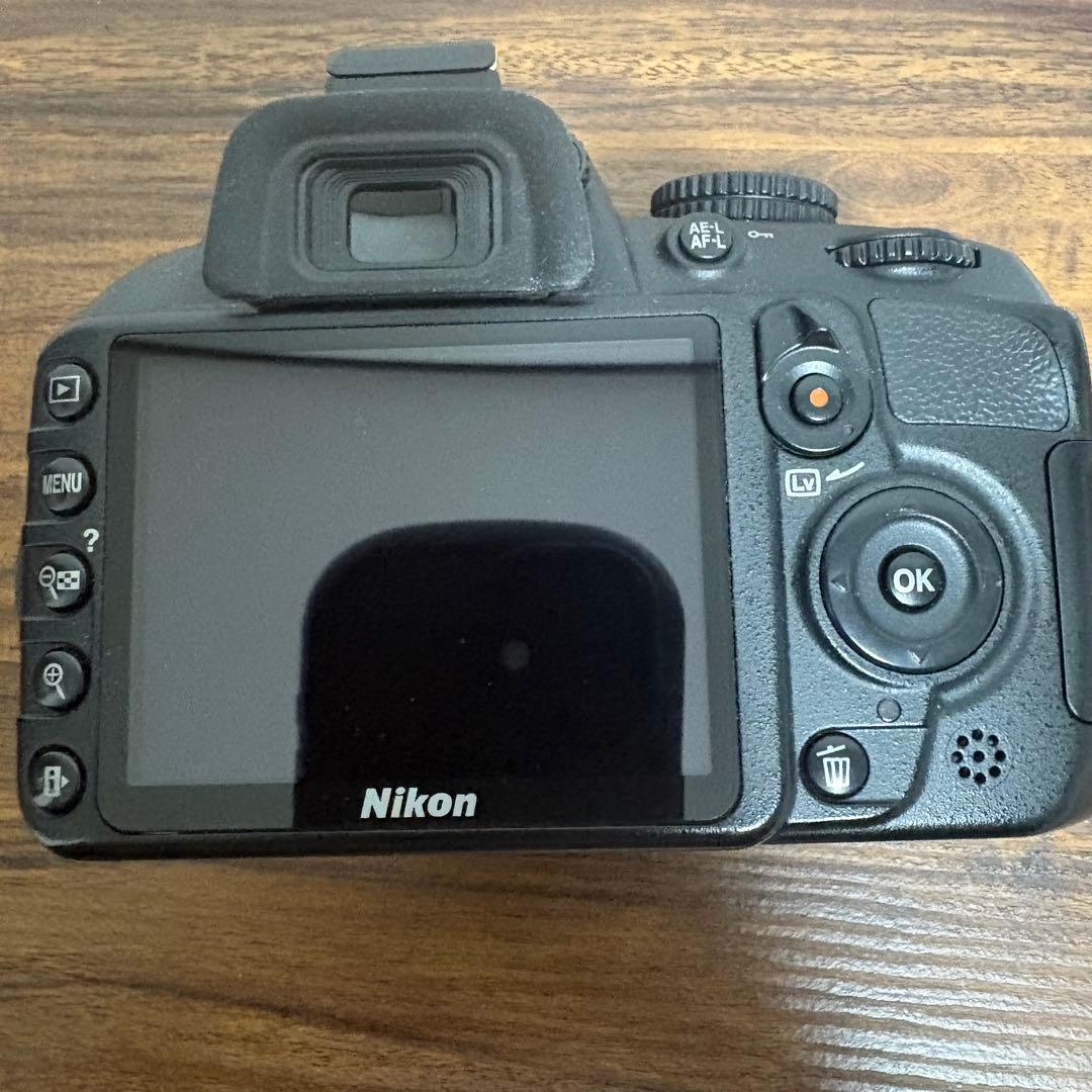 Nikon D3100 デジタル一眼レフ レンズ 18-55mm