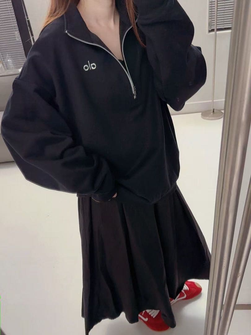 Alo Yoga ハーフジップ トレーナー新品 未使用タグ付き　男女兼用