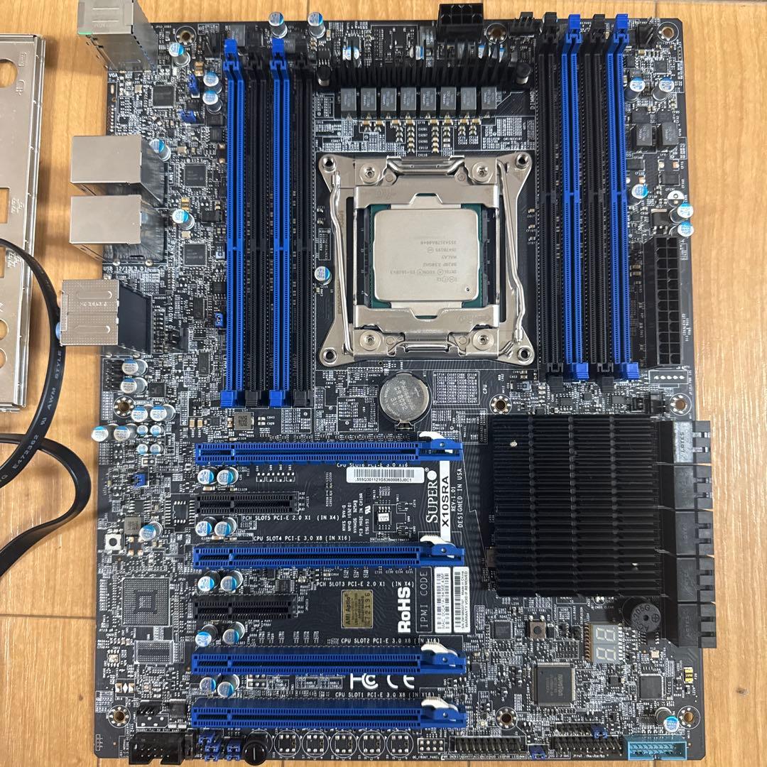 マザーボード SUPERMICRO X10SRA