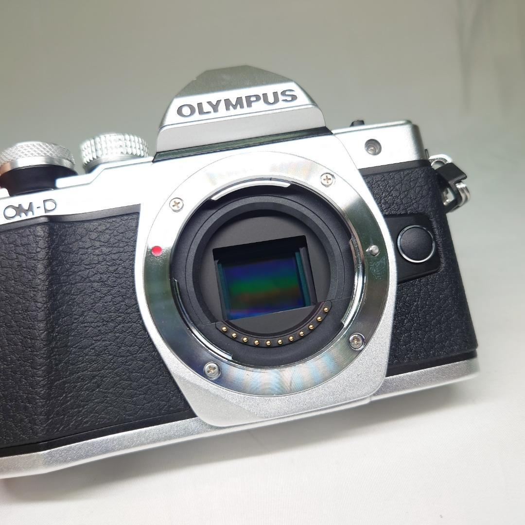 OLYMPUS オリンパス OM-D E-M10 Mark II 箱OK