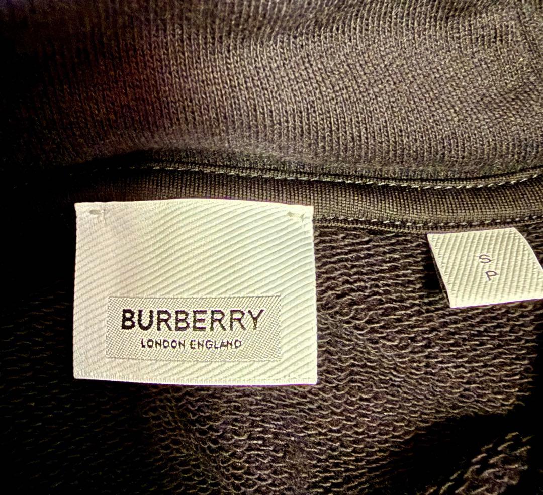 【確実正規品】BURBERRY ロゴスウェット フーディー　バーバリーパーカー