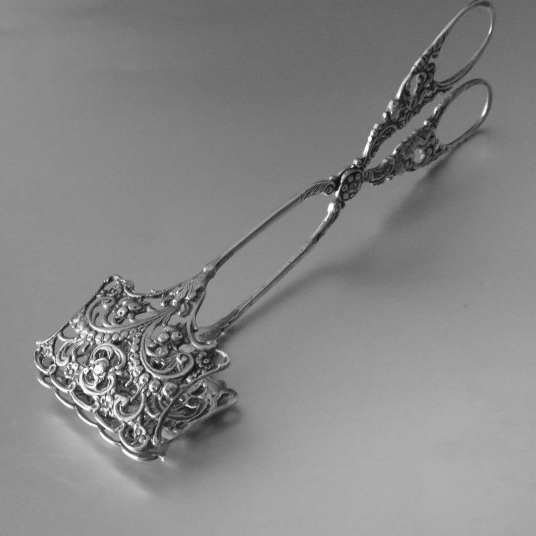 純銀ケーキトング　天使文様　ドイツ銀800