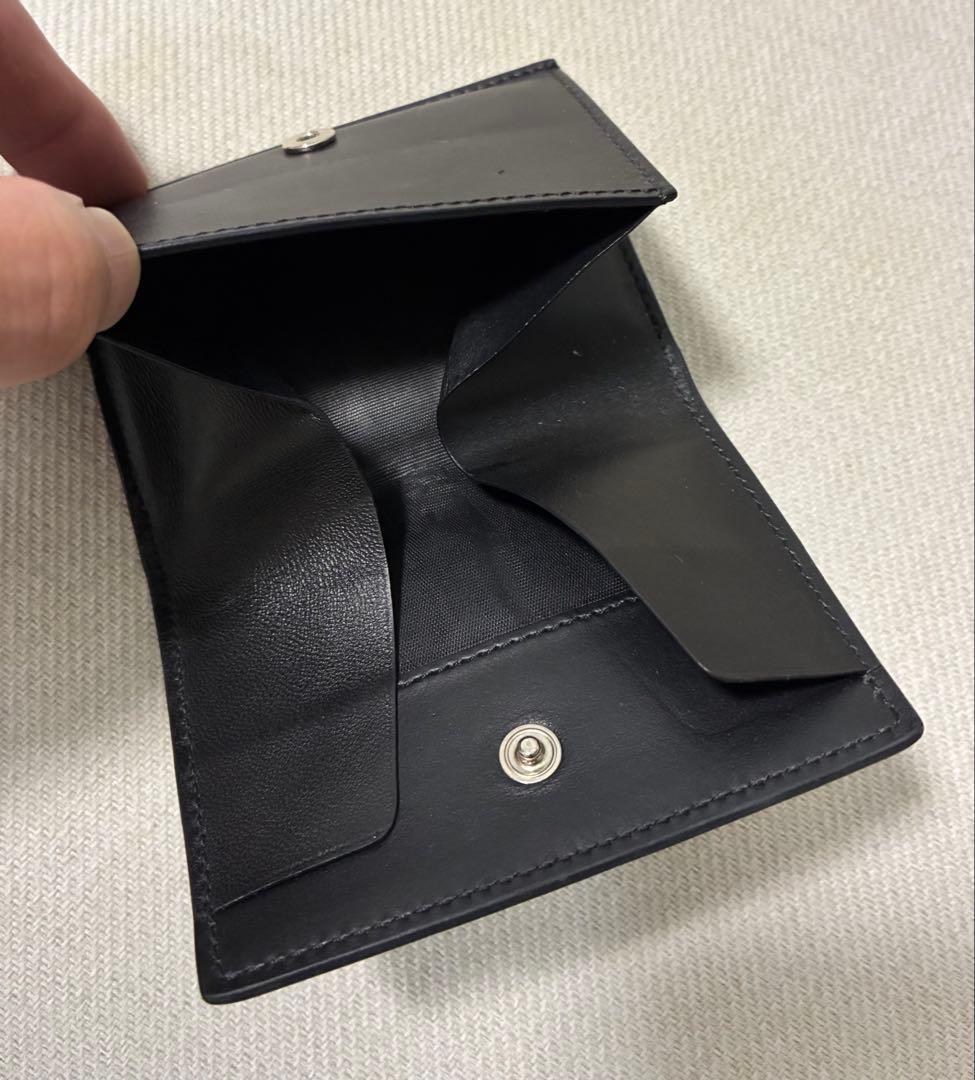 GIVENCHY 3つ折り財布 フローラルプリント ジバンシー