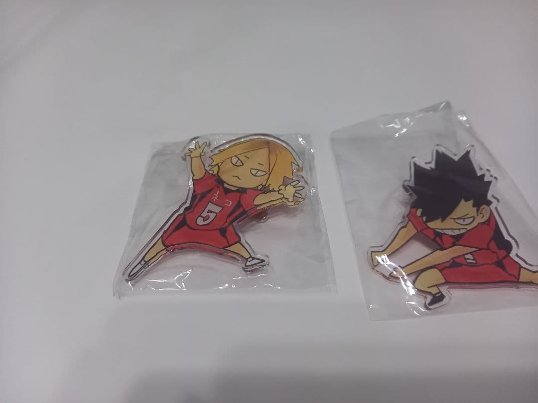 ま*♡様 ハイキュー!! アクリルピンバッジ 19個セット ジャンプ GIGA