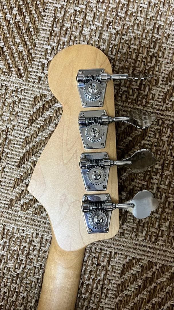 Legend precision bass /エレキベース