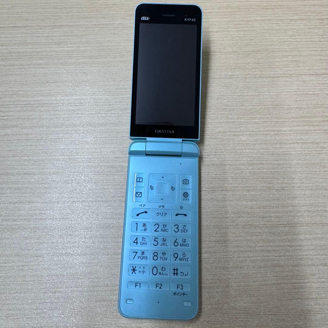 美品/SIMフリーGRATINA KYF42 ライトブルー 本体 ガラケー