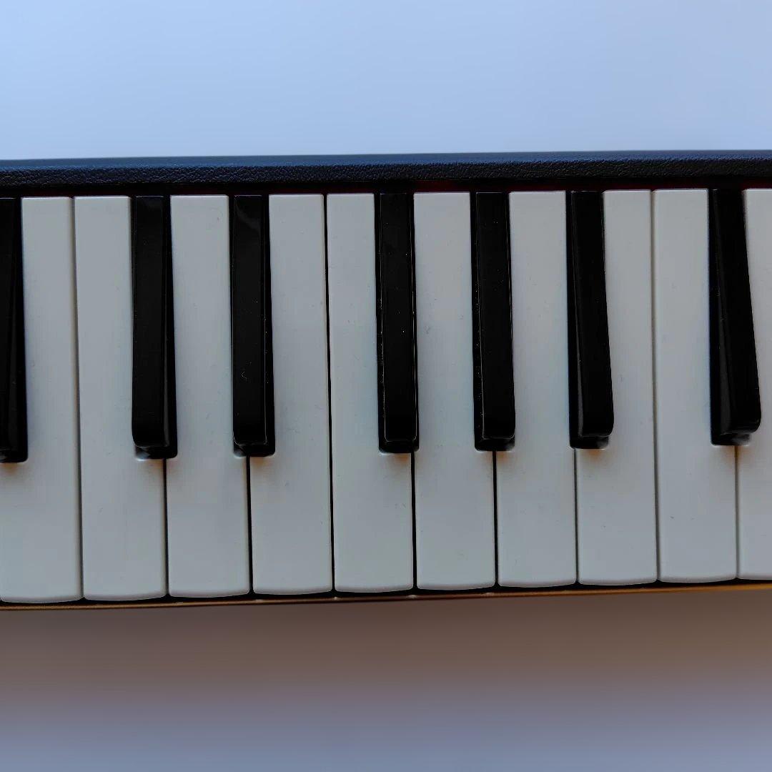 スズキ PRO-37 メロディオン