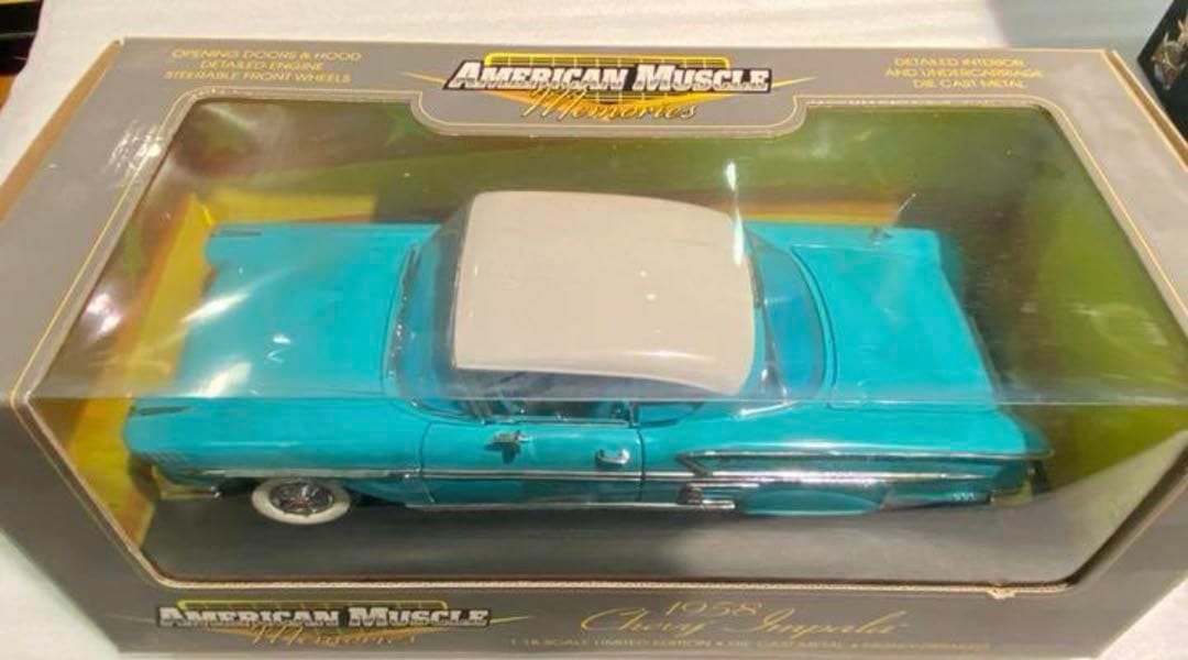 1958 シボレー インパラ ミントグリーン 1/18 アメリカングラフィティー