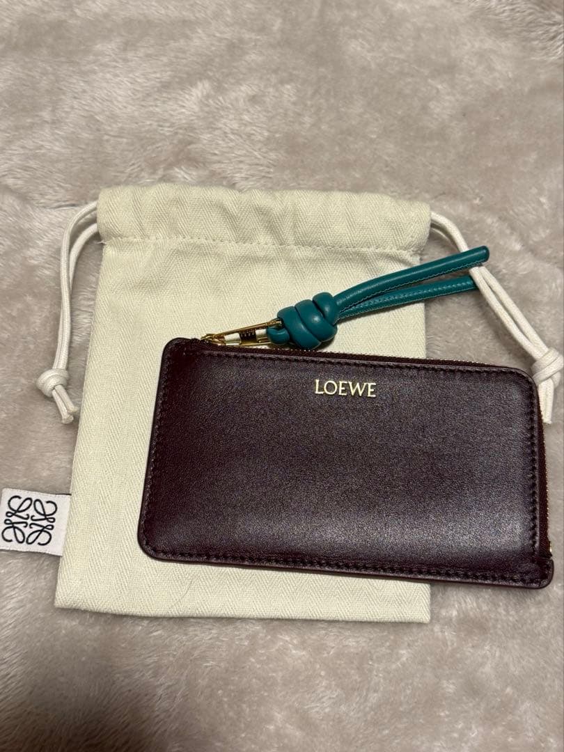 美品 LOEWE ノット  カードホルダー フラグメントケース ボルドー