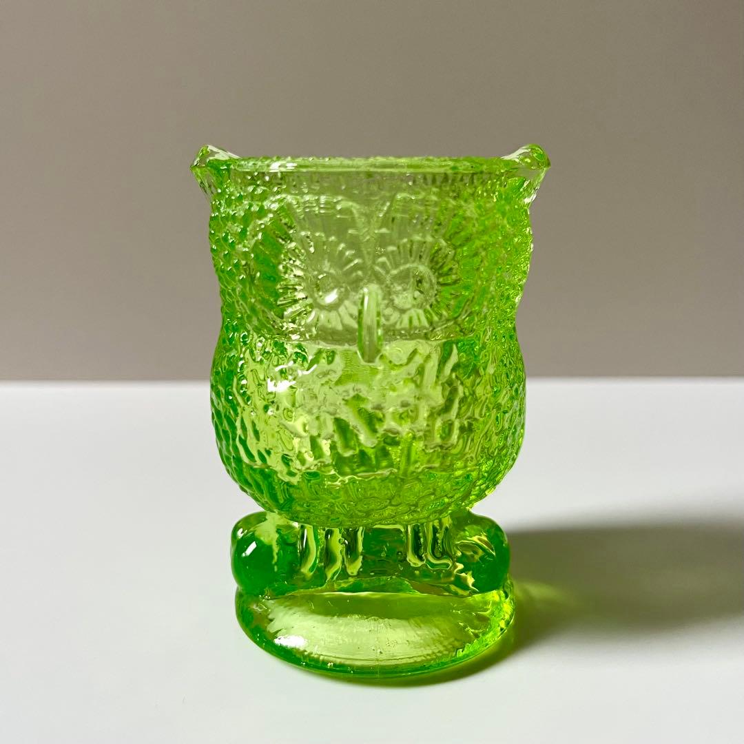 ウランガラス　ふくろう　小物入れ　置物