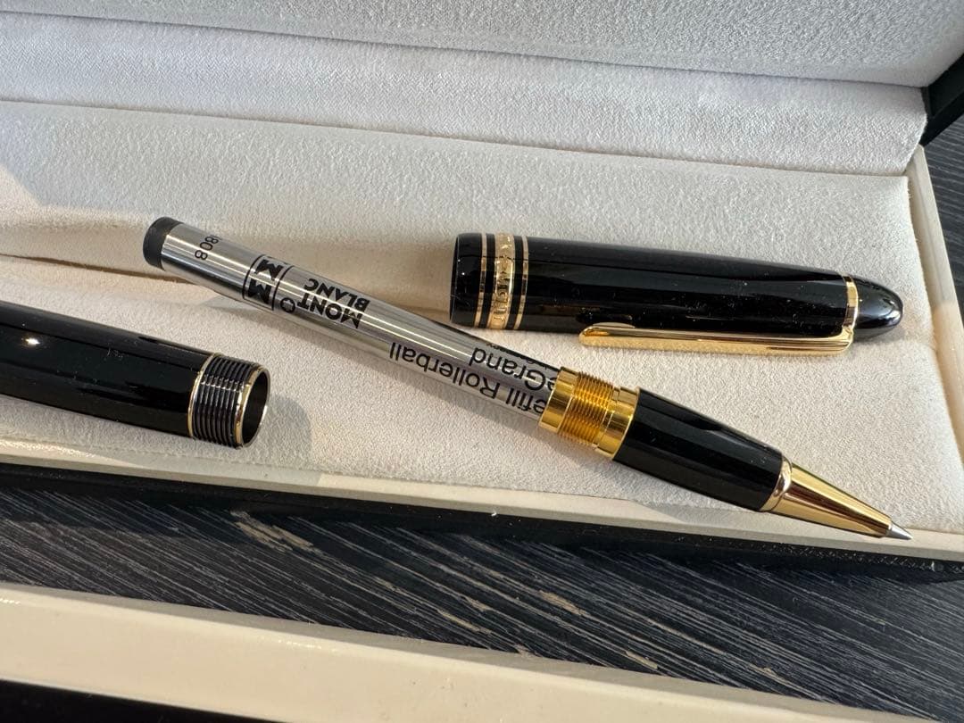 75000円以上！MONTBLANC ブラックボールペン 未使用品　#11402