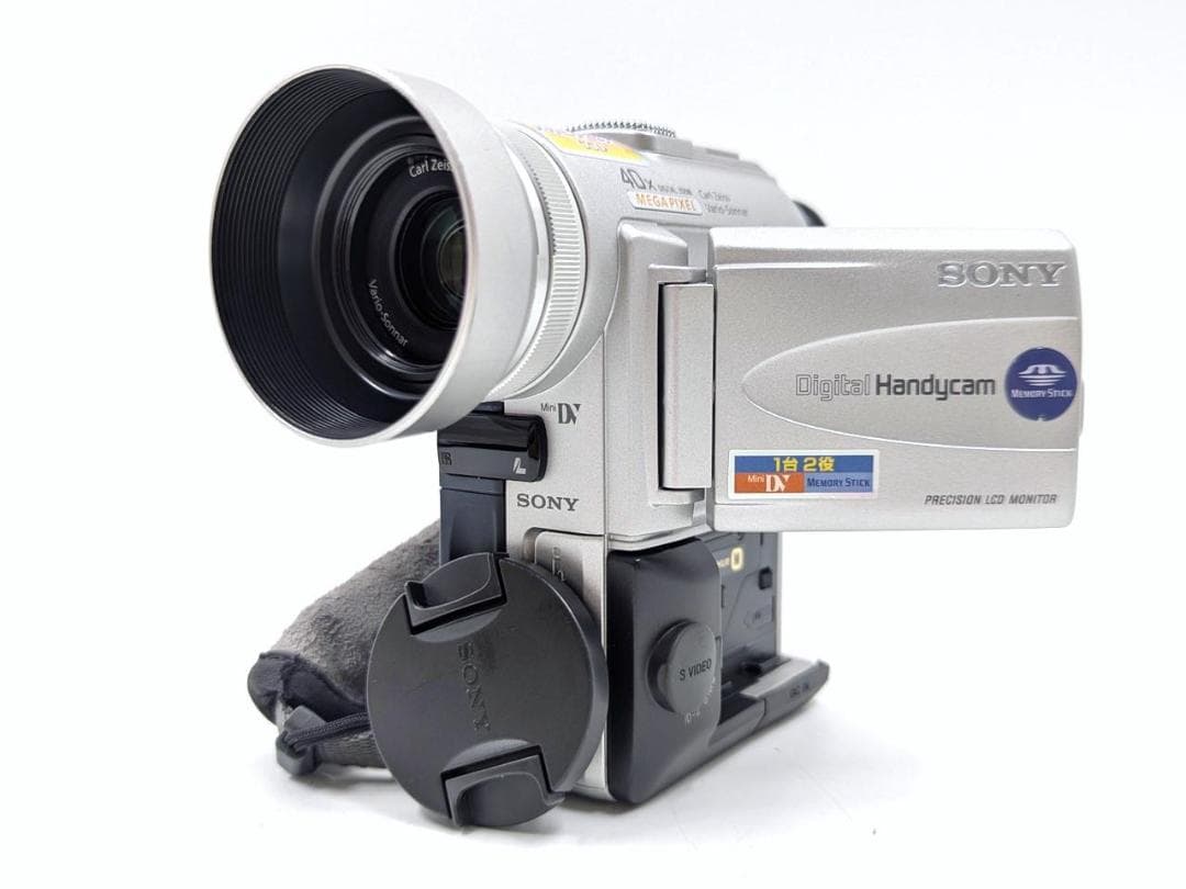 miniDVのダビングに！ SONY ビデオカメラ DCR-PC100