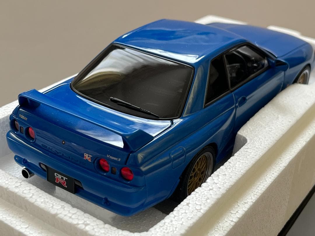 オートアート 1/18 R32 GT-R VスペックⅡTUNED VERSION