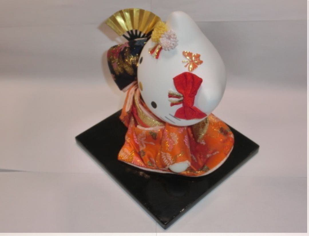 ハローキティ　人形　置物　着物　扇子