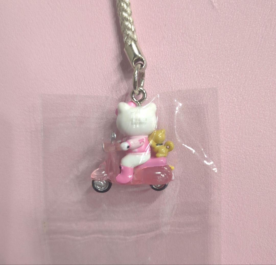 ハローキティ　渋谷キティ物語　バイク