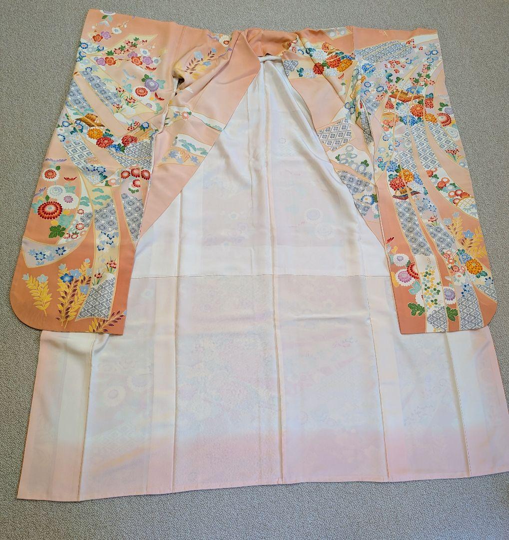 古典柄の正絹振袖　着物リメイク　3枚セットです