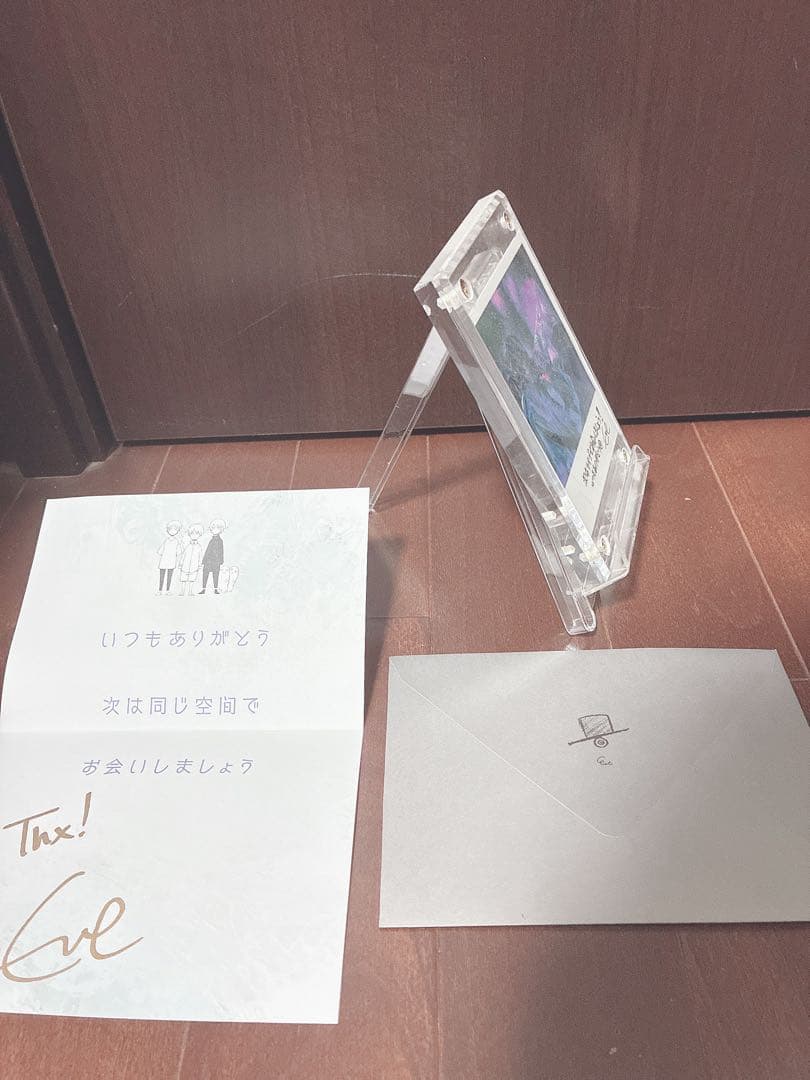 ✨本日限り値引き　Eve 直筆サイン・メッセージ入りポストカード&LEDライト