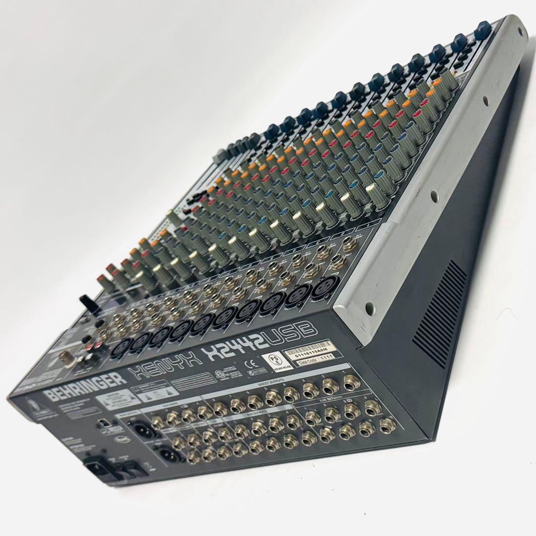 BEHRINGER XENYX QX2442USB 16ch アナログミキサー