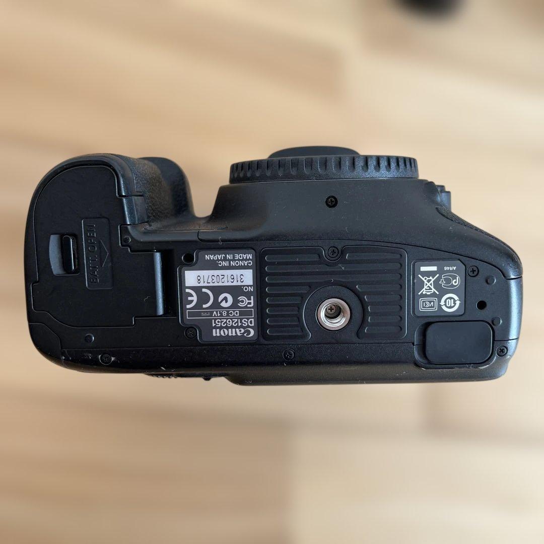 Canon EOS 7D デジタル一眼レフカメラ