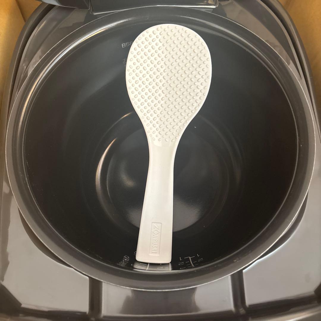 Zojirushi IH炊飯ジャー NW-VR10 1.0L ブラックお値下げ