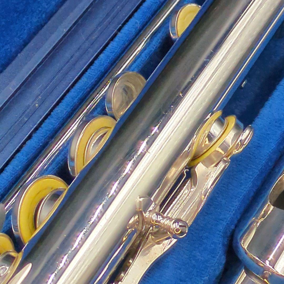 フルート　調整済美品　ヤマハ　YFL311（頭部管は銀製、Ｅメカ.銀メッキ仕様）