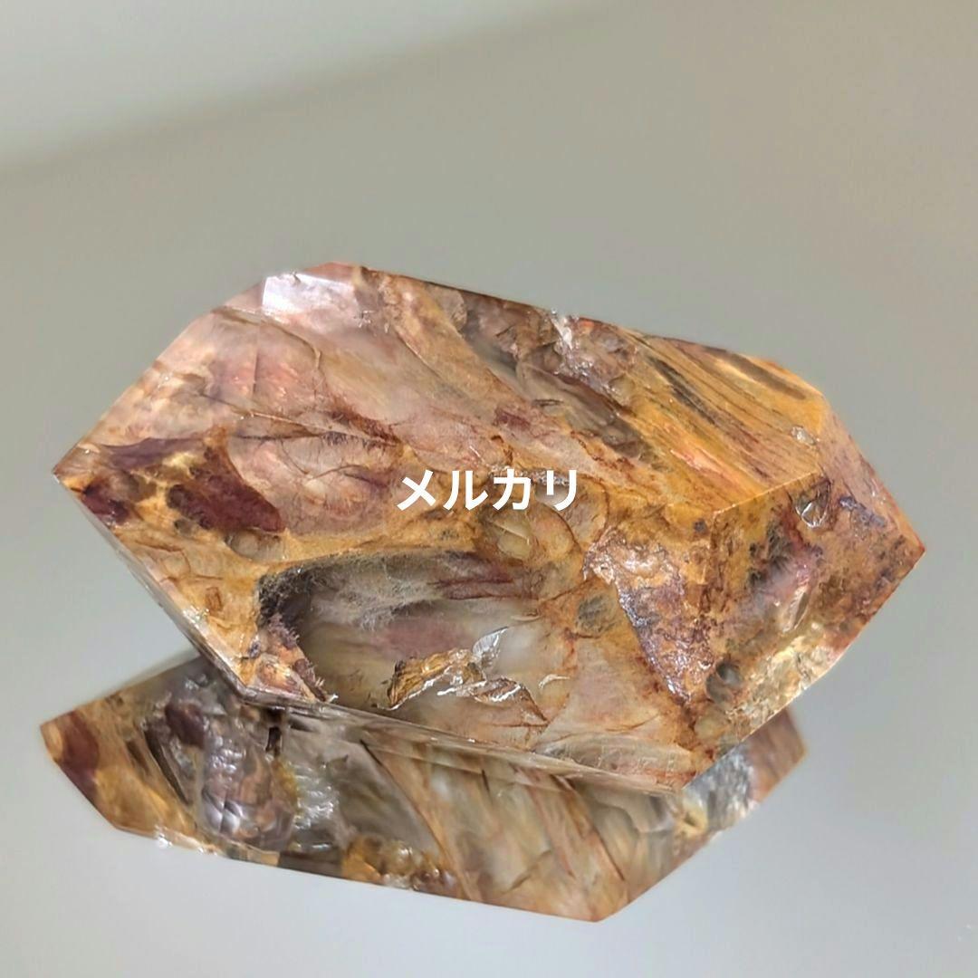 水晶の透明度抜群！アンフィボールインクォーツ