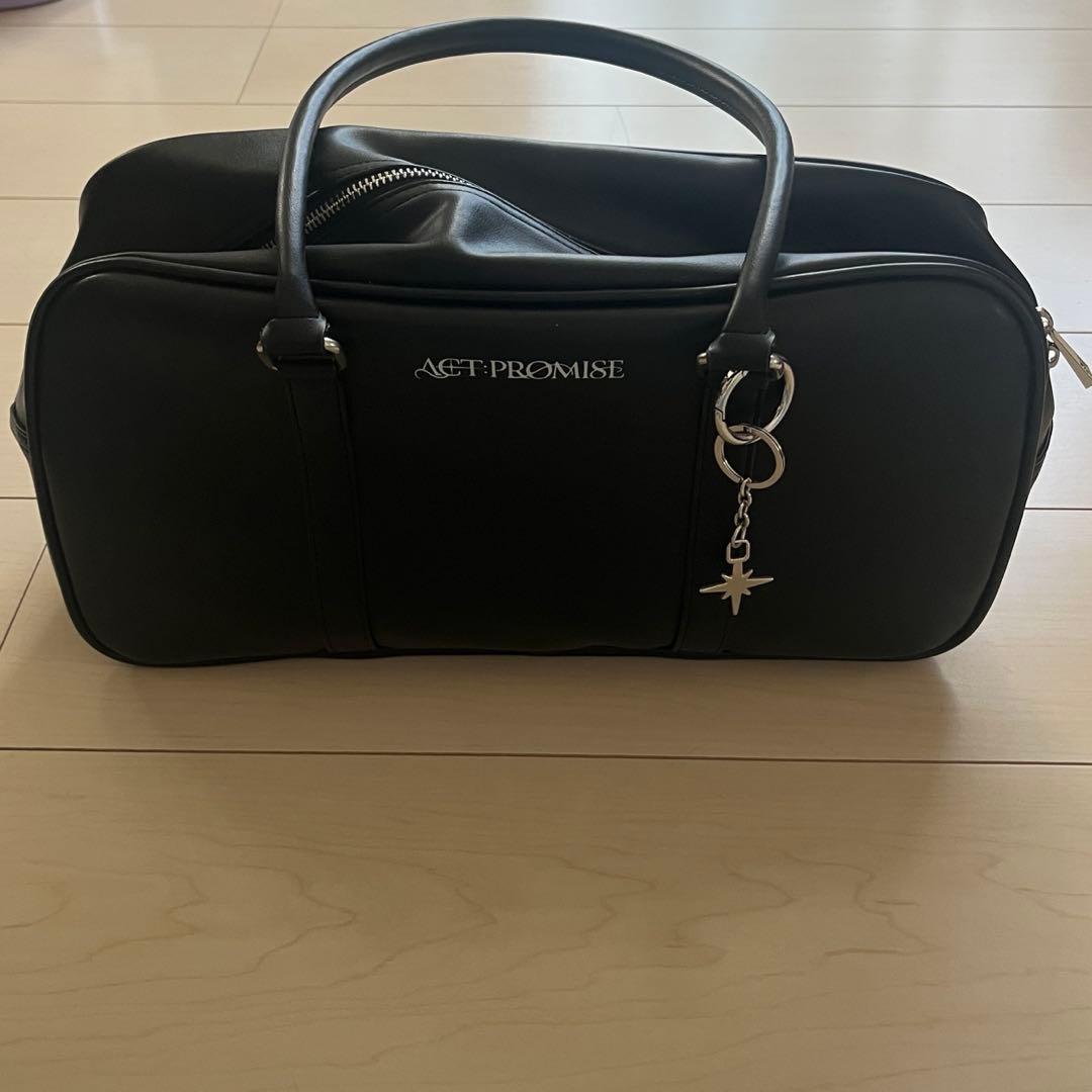 TXT ACT:PROMISEショルダーバッグ　shoulder bag