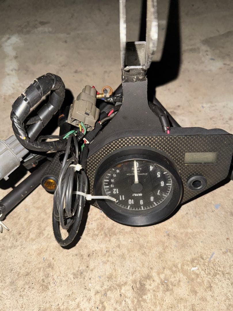 永井電子　ULTRA タコメーター　AE86などの旧車に