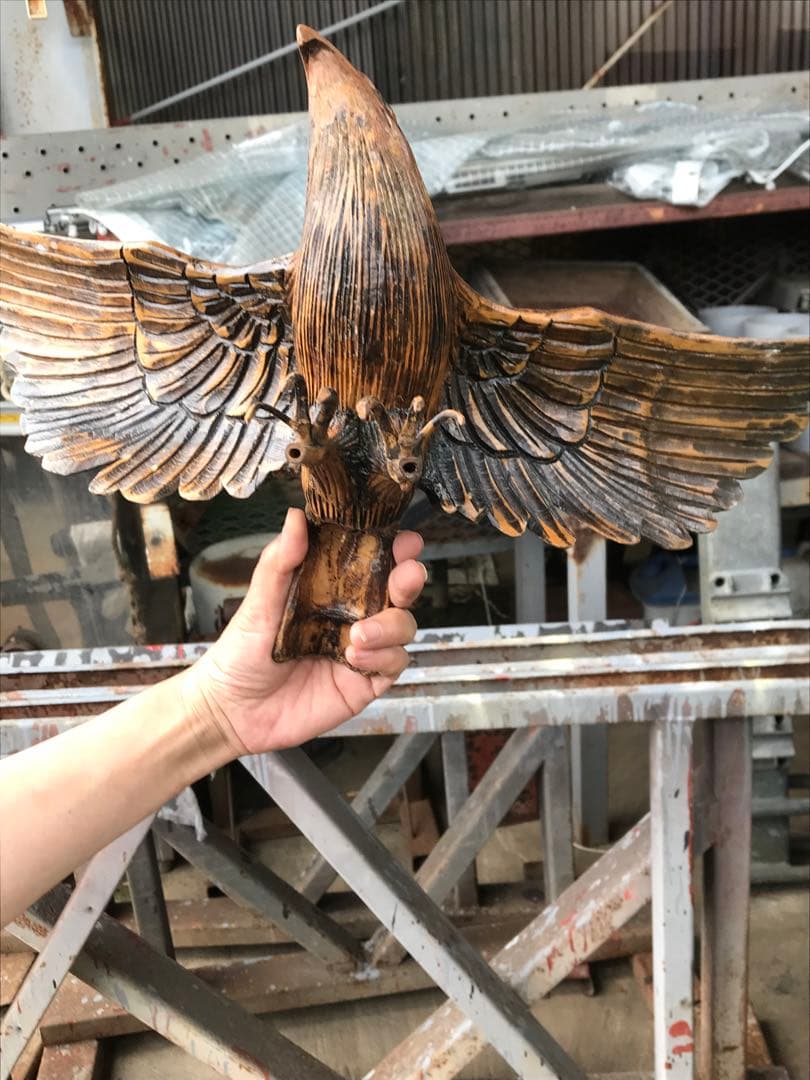 珍しい竹細工の鷹❣️