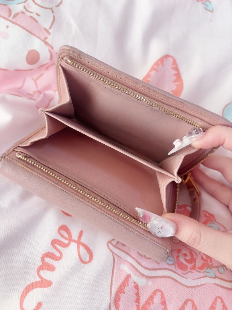 ♡ miumiu マテラッセ ピンク 三つ折り財布 ♡