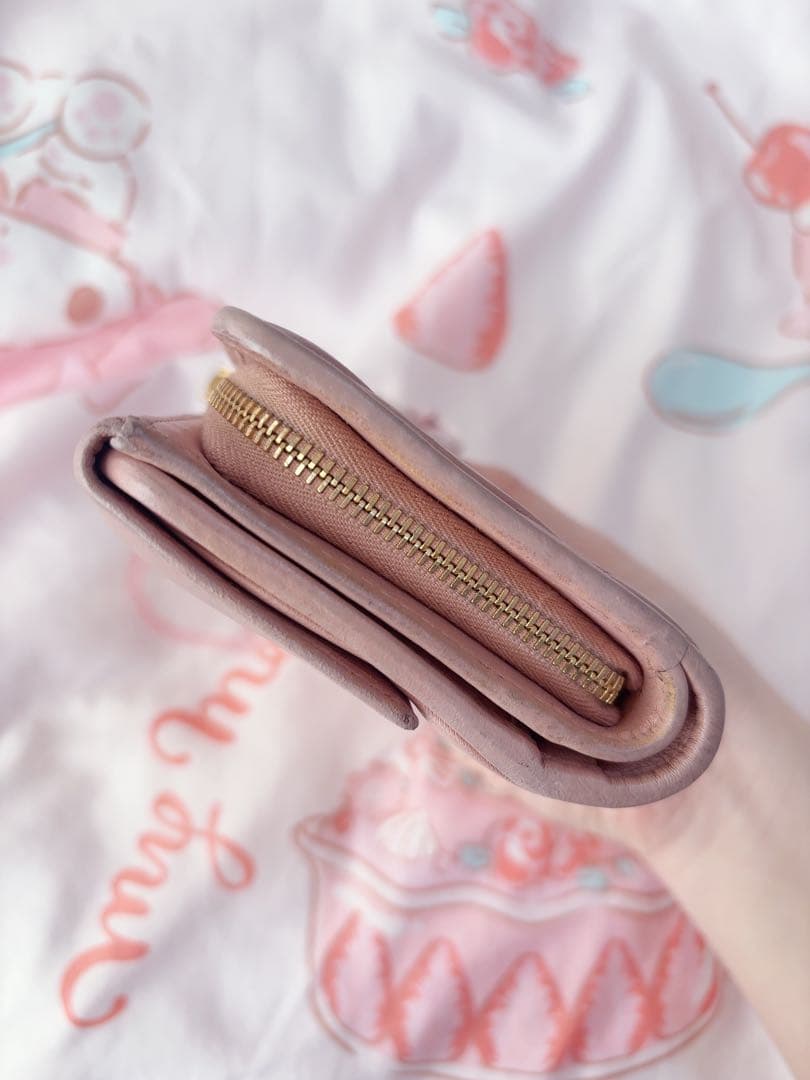 ♡ miumiu マテラッセ ピンク 三つ折り財布 ♡