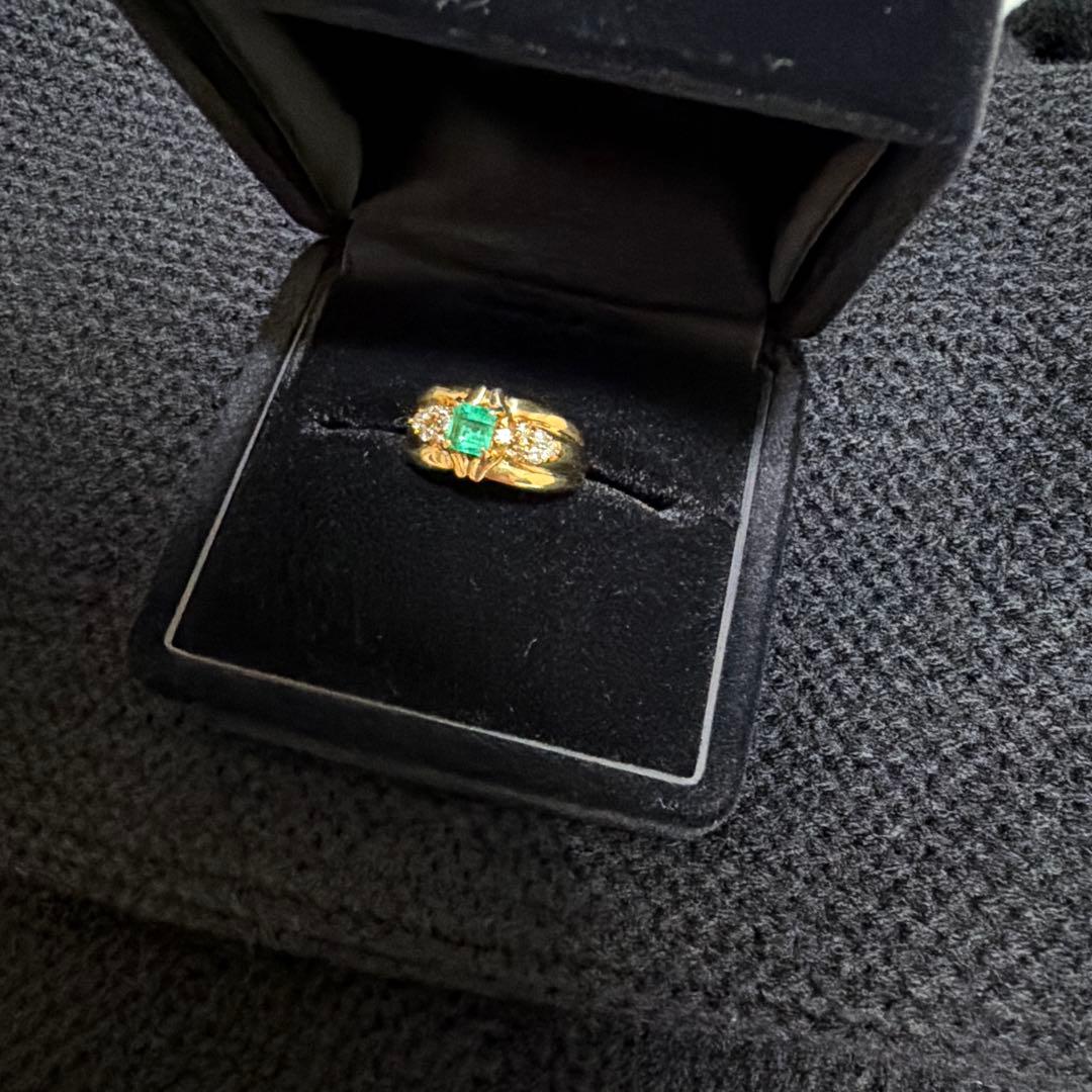 エメラルド0.46ct ダイヤモンド0.21ctデザインリング 18k ゴールド