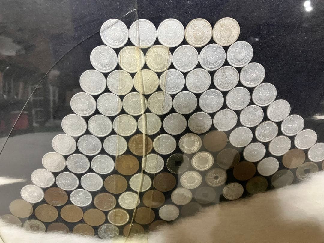 古銭富士 金色フレーム