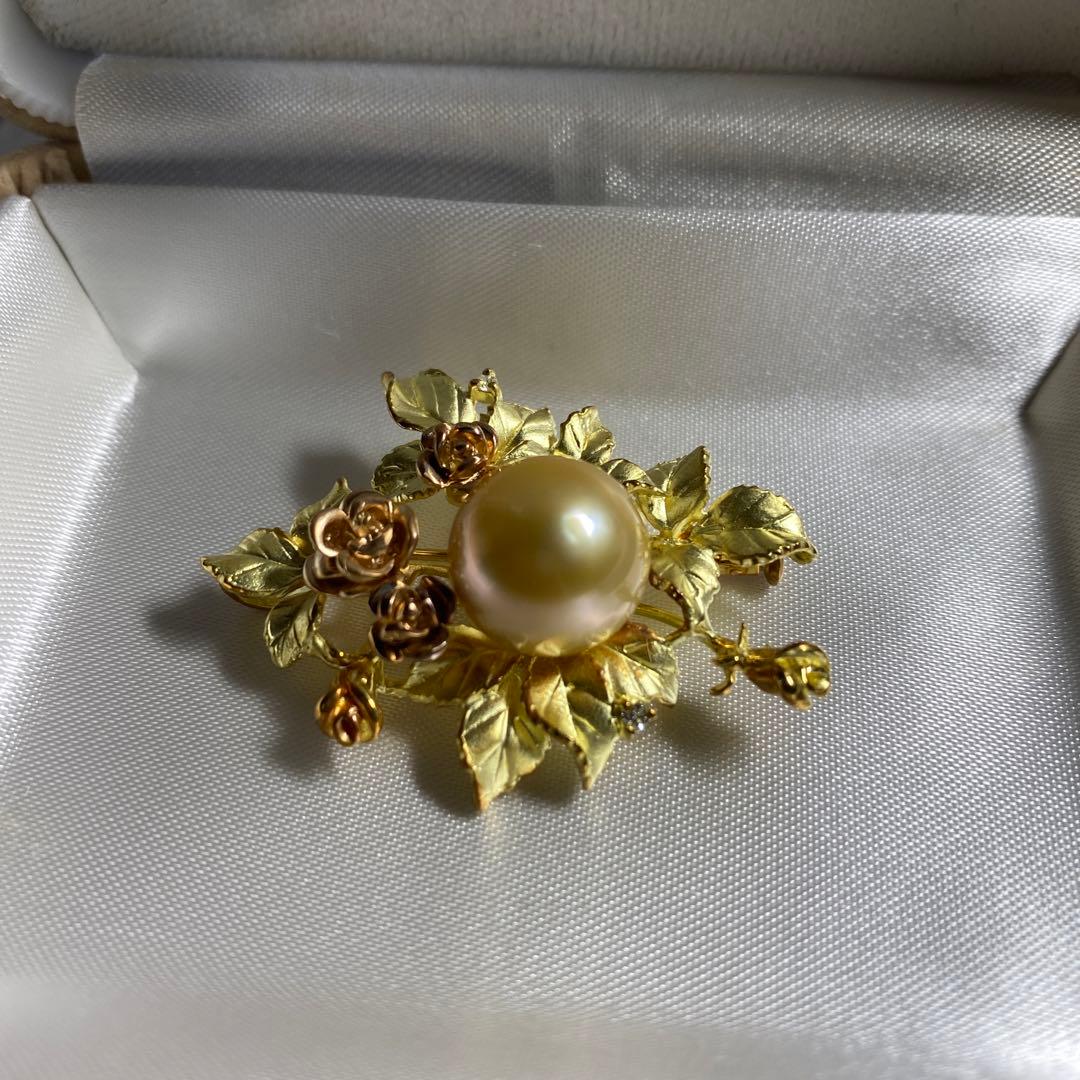シロチョウ養殖真珠 無色石ダイヤピンブローチ K18刻印あり