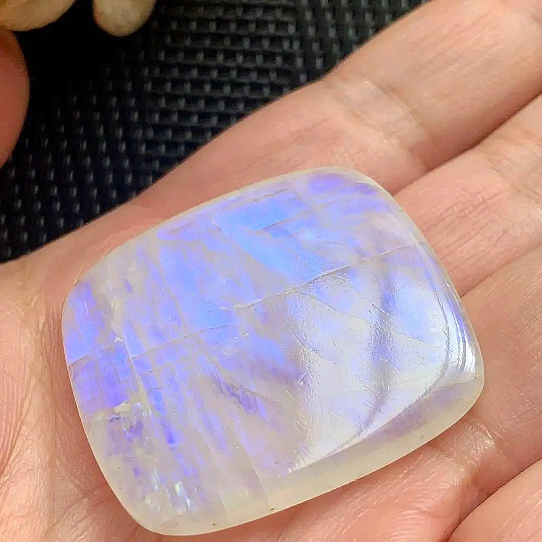 巨大ホワイトラブラドライト/レクタングル型/鉱物コレクション