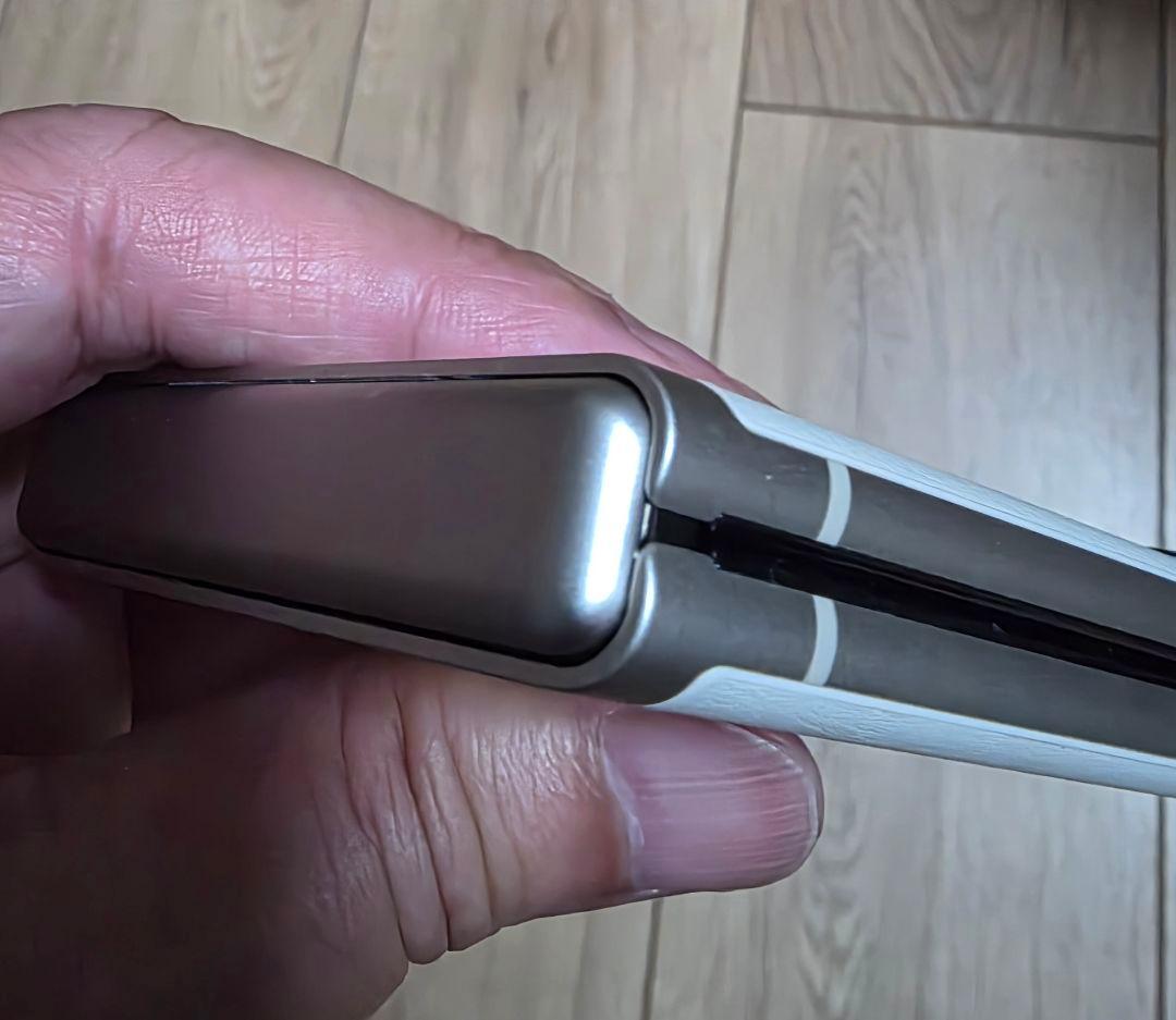 Motorola razr 40 バニラクリーム 256GB