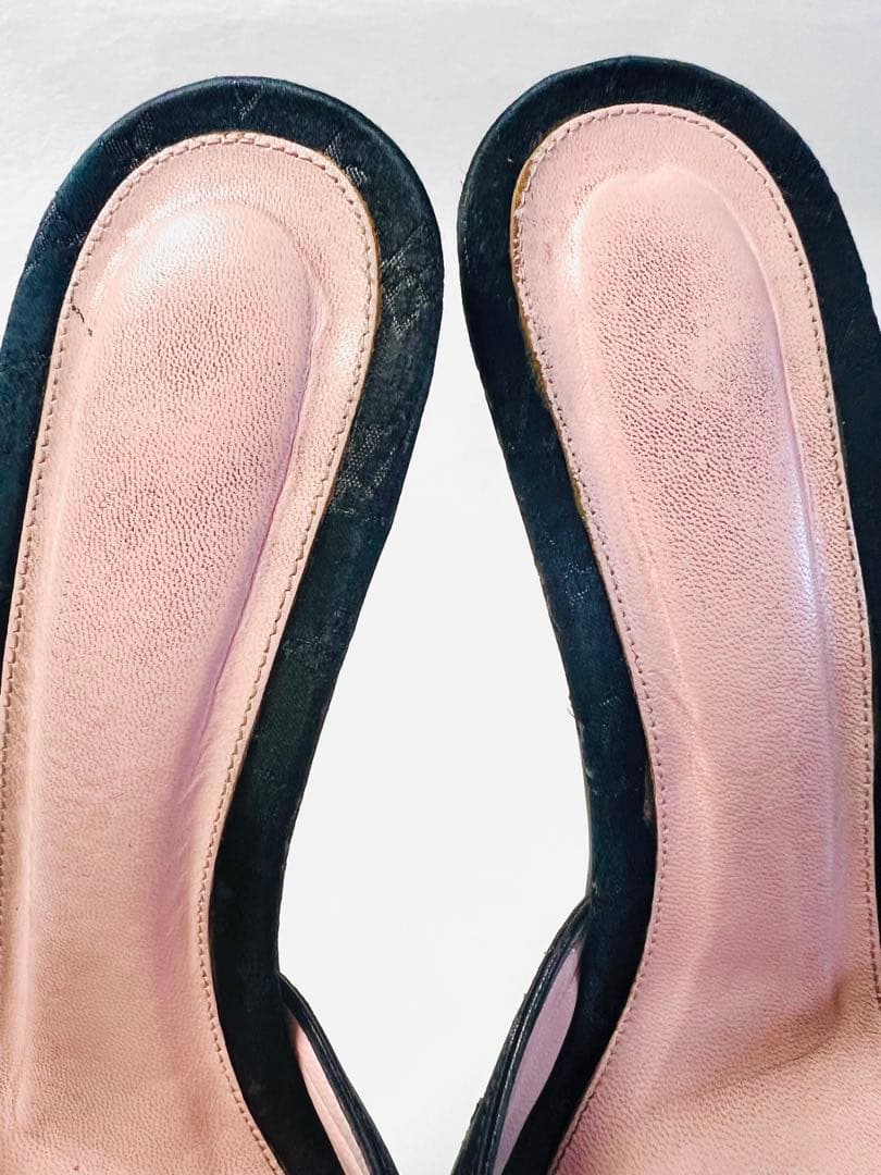 LOUIS VUITTON　ブラックモノグラム　オープントゥミュール　サンダル