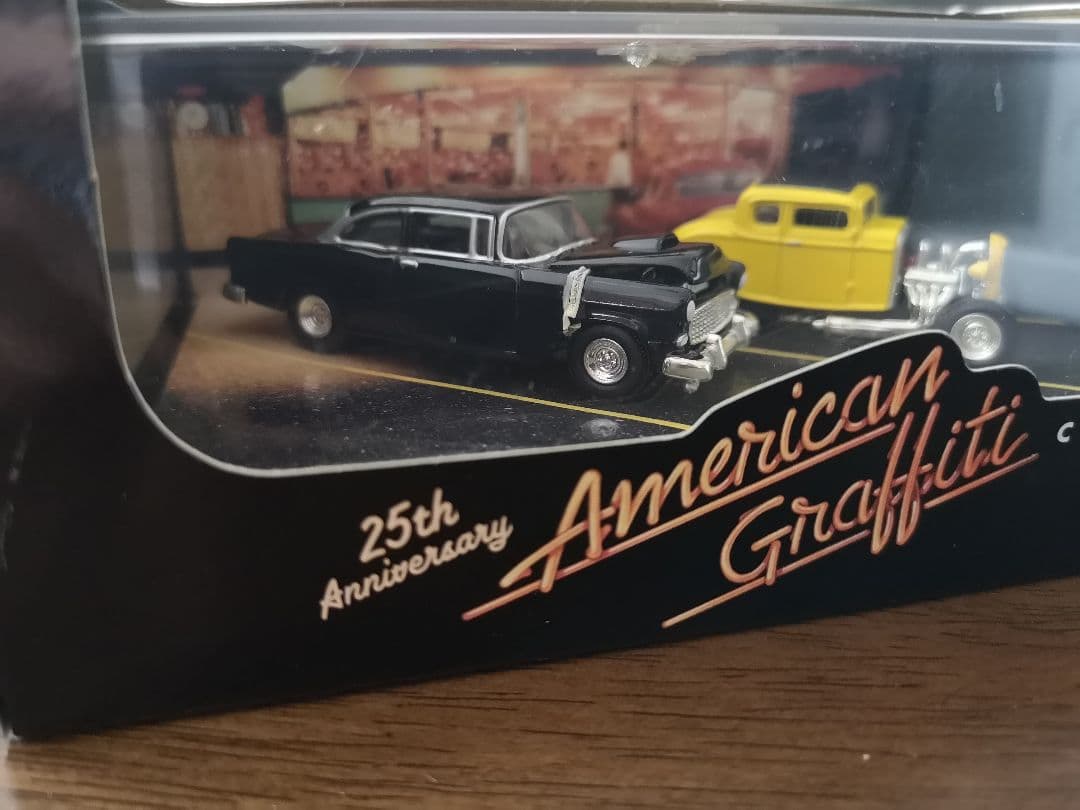 25周年アニバーサリーモデル　ホットウィールアメリカングラフティーカーセット