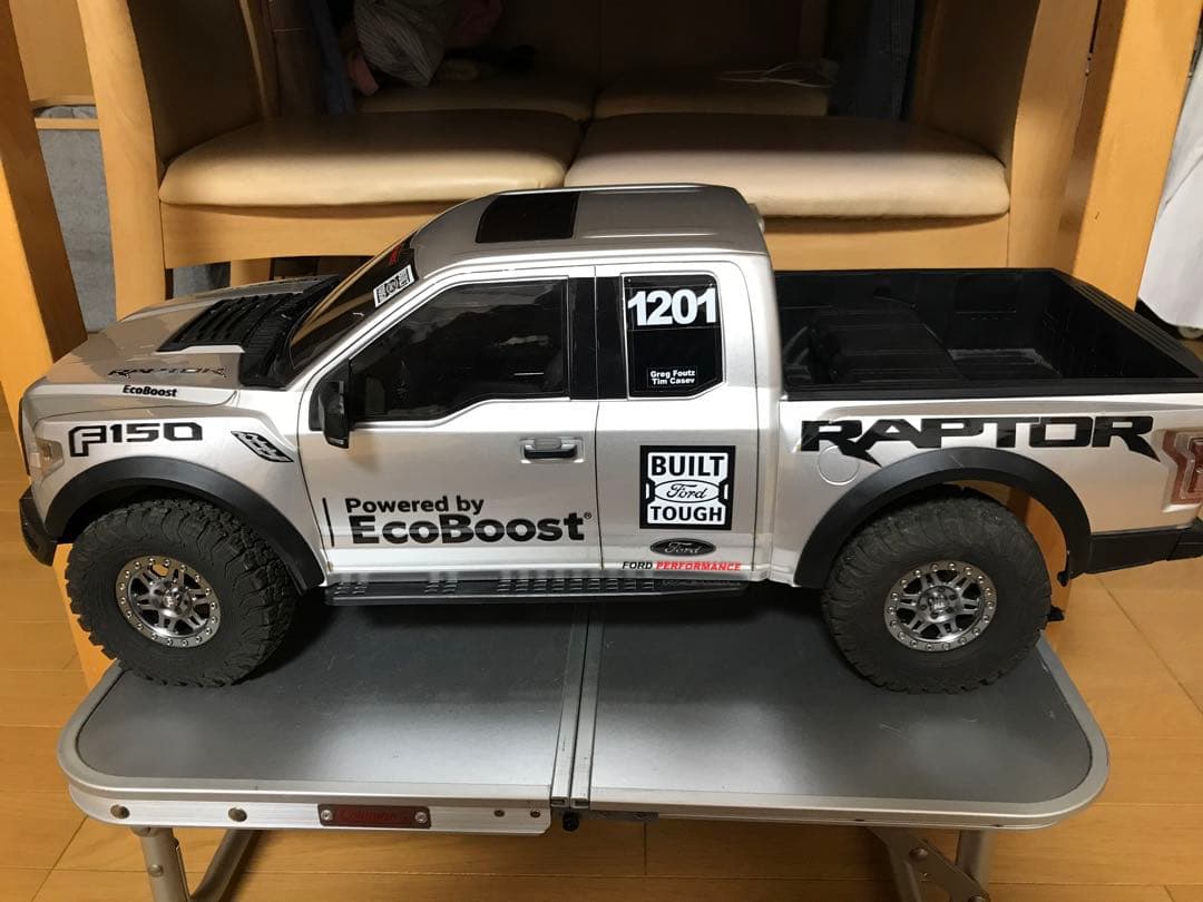 トラクションホビー　フォードラプター