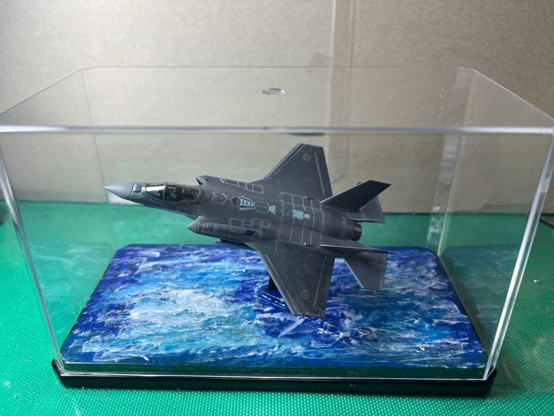 1/144 航空自衛隊F-35A 小松基地303飛行隊ジオラマ完成品