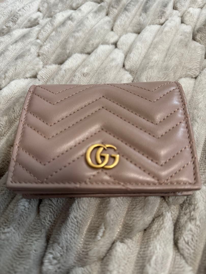 【極美品】GUCCI ベージュ 二つ折り財布