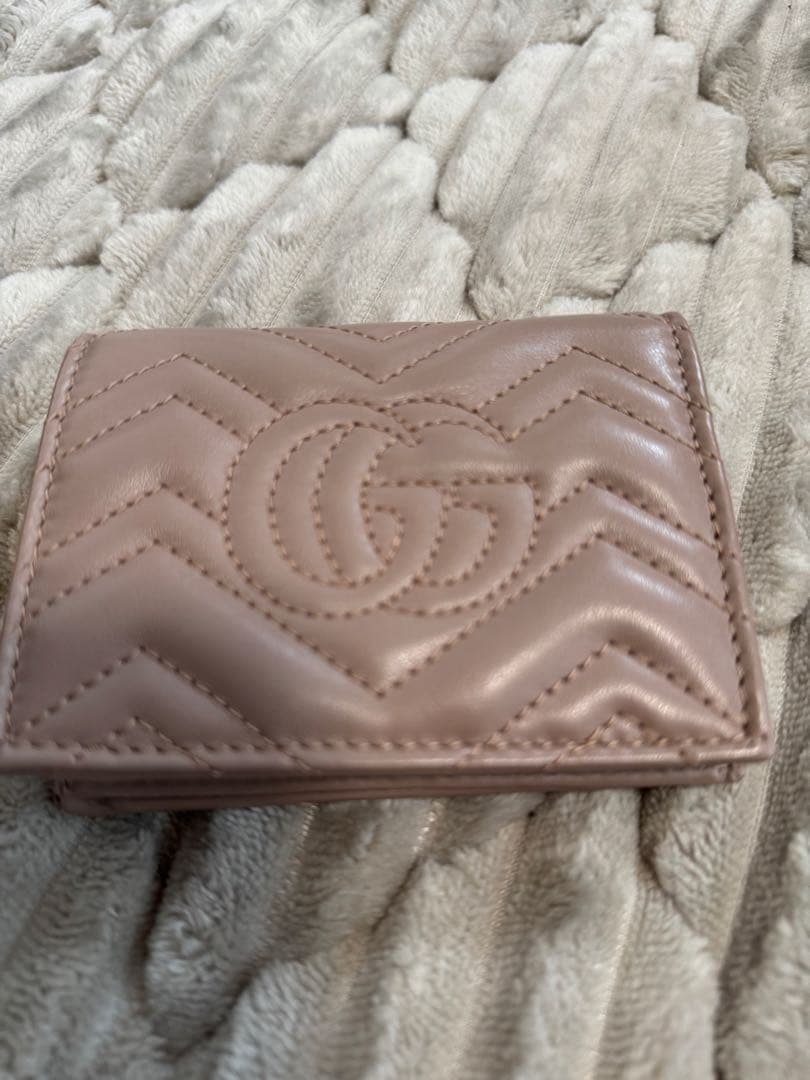 【極美品】GUCCI ベージュ 二つ折り財布