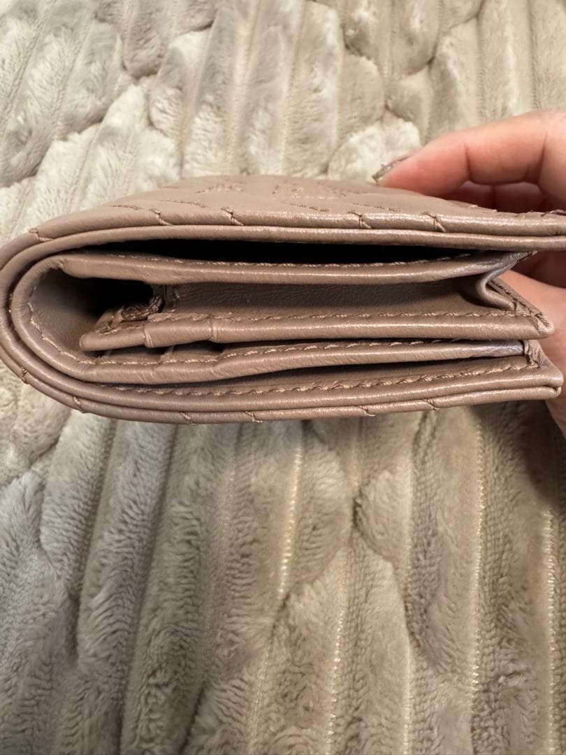 【極美品】GUCCI ベージュ 二つ折り財布