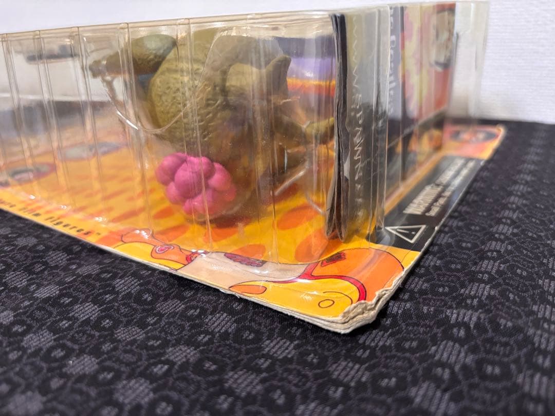 The Beatles yellow submarine　フィギュア4体