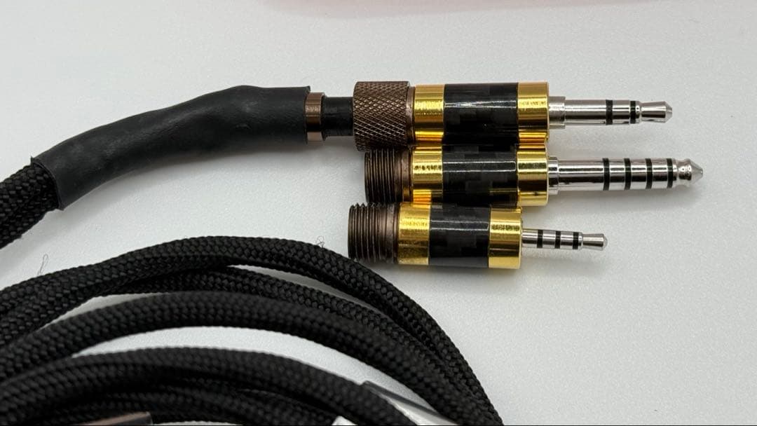 oBravo Avesケーブル MMCX バランス