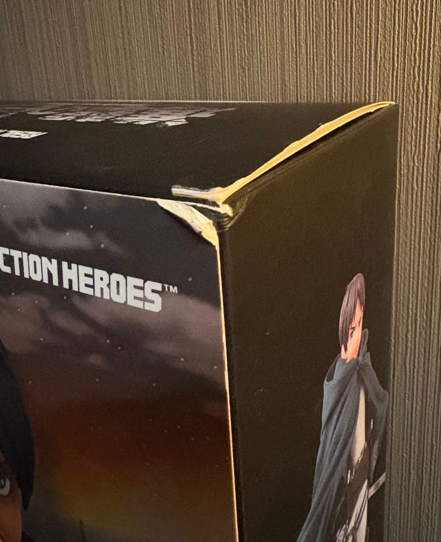 進撃の巨人　エレン・イェーガー　フィギュア　リアルアクションヒーローズ　訳あり品