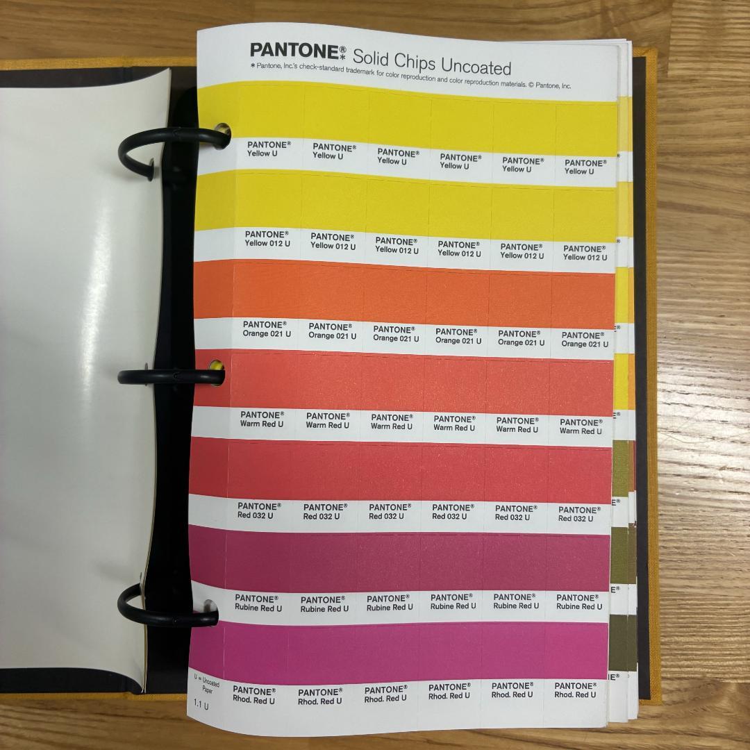 PANTONE solid chips uncoated カラーチップ