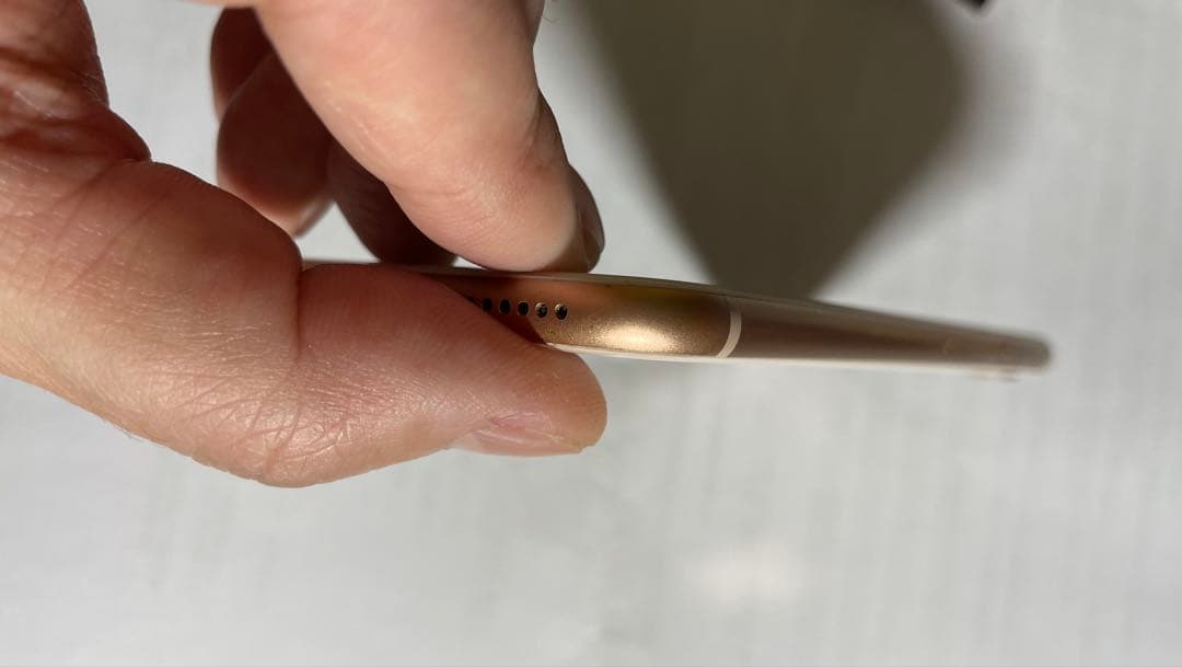 iPhone8 本体ゴールドピンク 美品